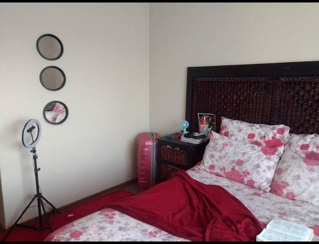 2 BEDROOM APARTMENT FOR SALE IN MENLYN